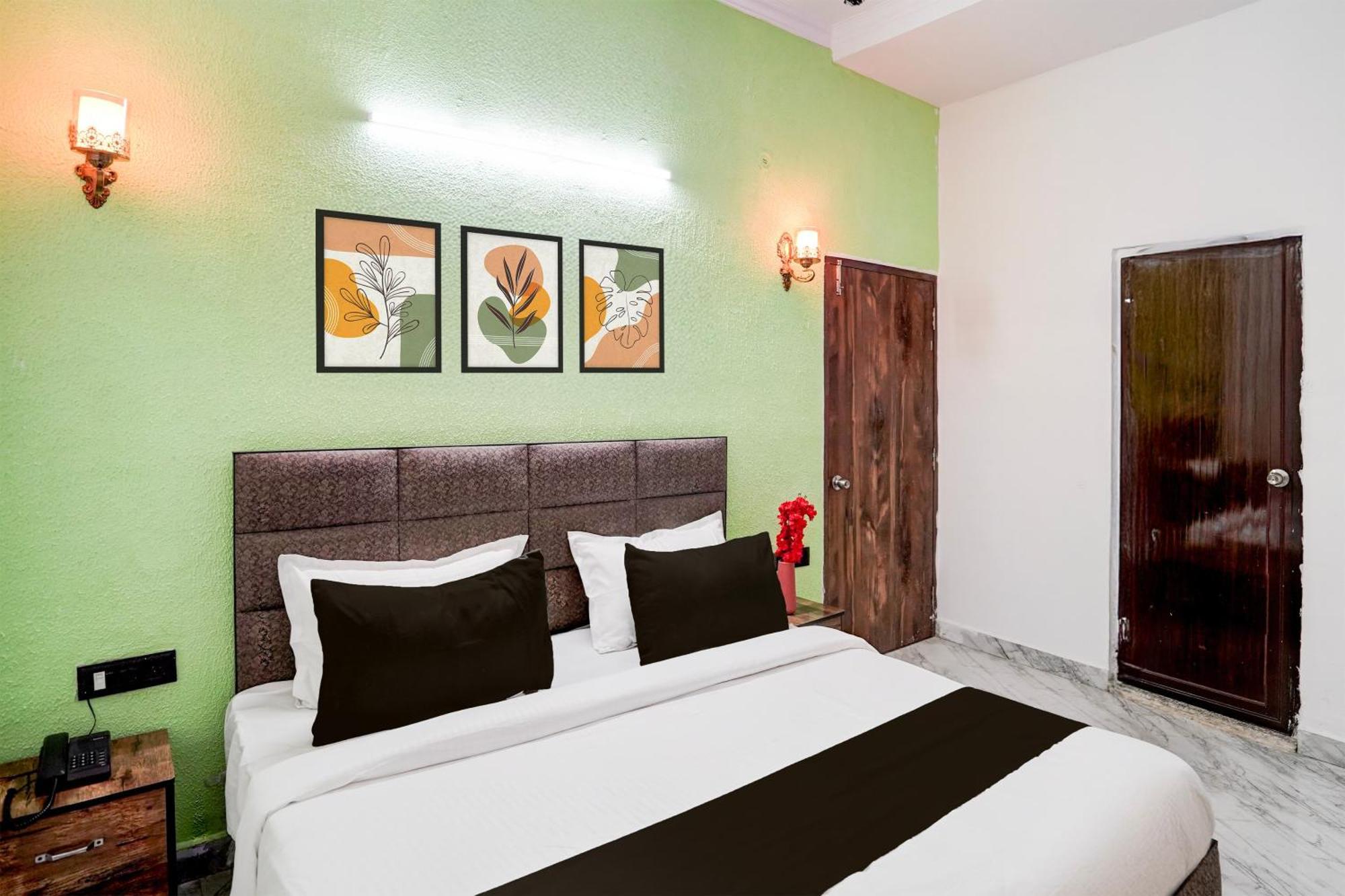 גרייטר נוידה Collection O Shandilya Grand Residency מראה חיצוני תמונה